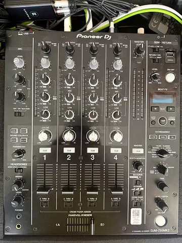Pioneer DJM 750 MKII