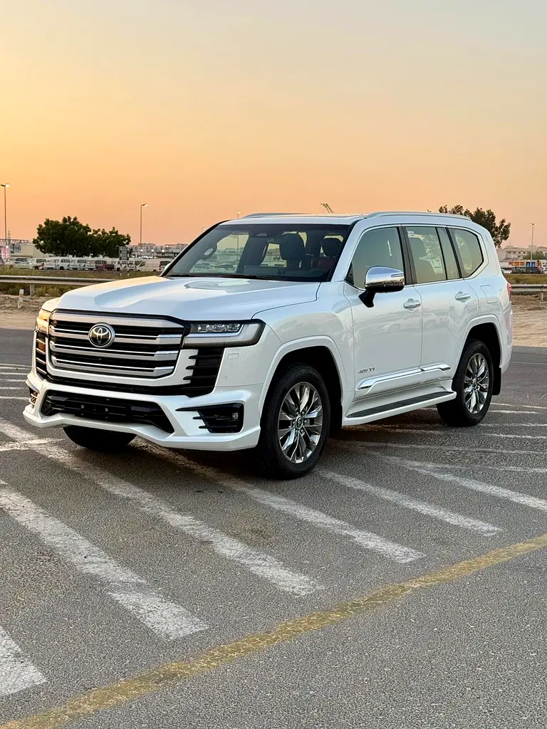 Toyota Land Cruiser 2026 — photo 1 of 20