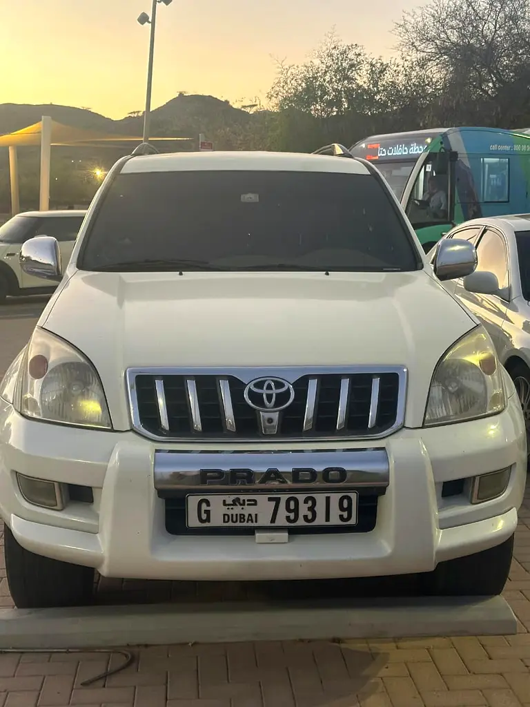 Toyota Prado 2008 — photo 1 of 6
