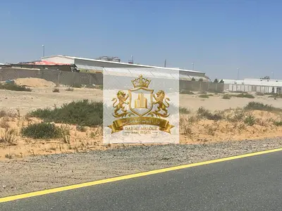 أرض صناعية للبيع  – تملك حر لجميع الجنسيات📍 الموقع:الصجعة – موقع استراتيجي قريب من شارع الإمارات العابر،يوقريب من دبي وميناء الحمرية