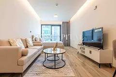 Canal and City View | Fully Furnished | Studio