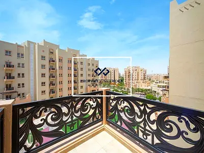 Well-Maintained 1BR | Close Kitchen | Nice View