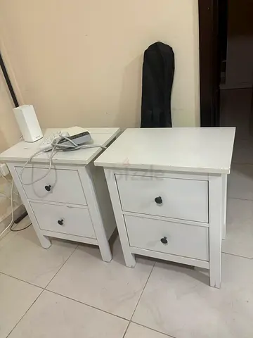 2 Side Table