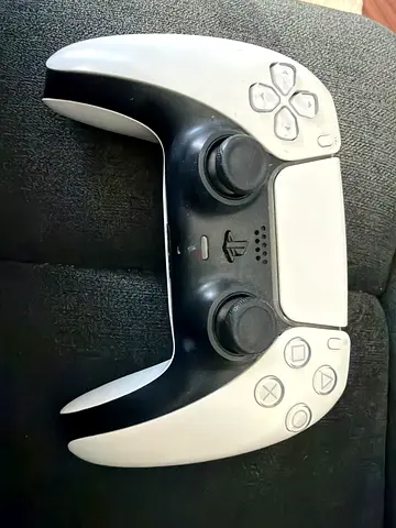 Sony PS5 DualSense Wireless Controller (White) - Used