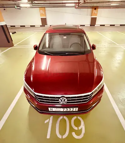 2017 NEW LOOK PASSAT HIGHLINE SPORT 2.5L-5cylinders luxury and reliable- Excellent condition 100%