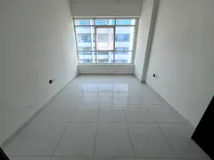 One bedroom and living room, 2 bathrooms, master bedroom, central air conditioning, free maintenance