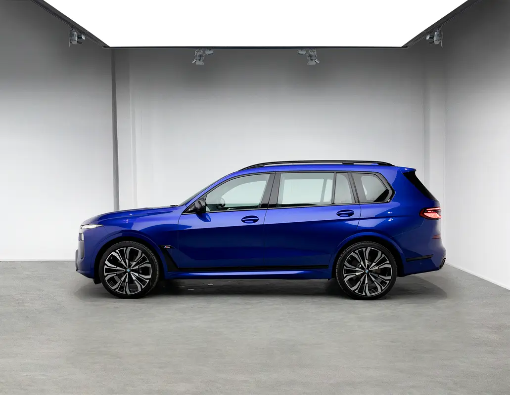 BMW X7 2025