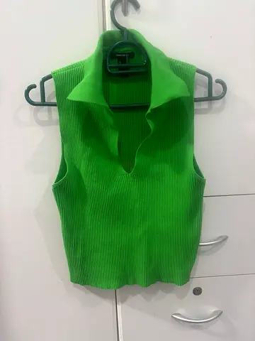 Green Ribbed Sleeveless Polo Top
