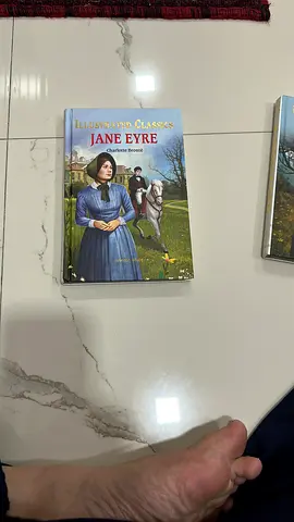 Wuthering Heights Jane Eyre (Illustrated Classics) - Excellent condition