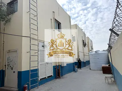 For sale: Workers' accommodation + warehouses in a prime location with excellent returns.