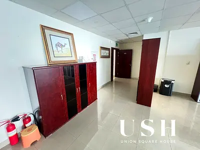 Fully Furnished | Open plan | Canal & Skyline View