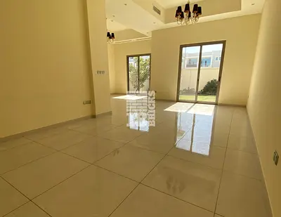Corner | Large 3 + Maids Room | Vacant