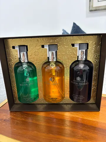 Molten Brown handwash set