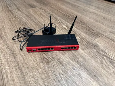 MikroTik RB2011UiAS-2HnD-IN – Used, Fully Working