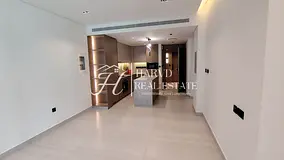 1 BHK w/ Private Poo