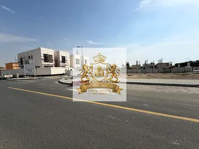 للبيع في الشارقه   منطقه الحوشي   قطعه ارض سكنيه مساحه ٢٠٠٠٠ قدم موقع مميز جدا صوب النوف