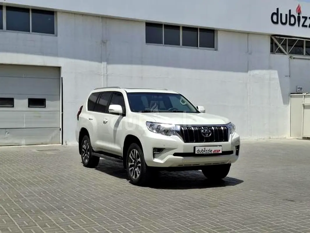 Toyota Prado 2022 — photo 1 of 16