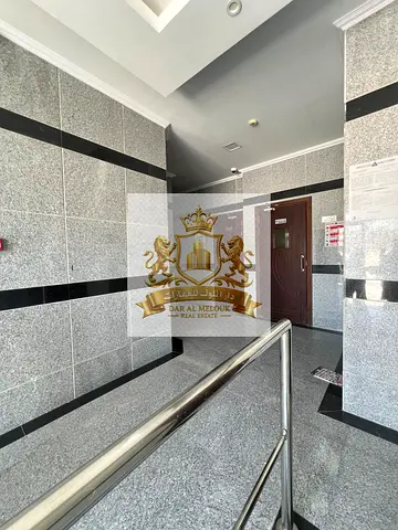 🏢 فرصة استثمارية مميزة – بناية للبيع في مويلح التجارية | الشارقة 🏢
📍 موقع استراتيجي مميز مقابل الحديقة مباشرة وقريب من المدارس والخدمات، في واحدة من أكثر المناطق طلباً للسكن والاستثمار في الشارقة.
