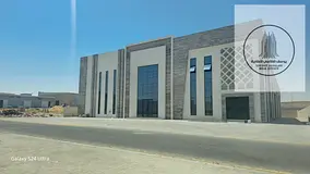 Warehouse for rent at an excellent price, 25,415 sq ft, 217 kW electricity, on a main street