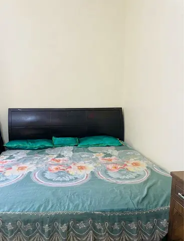 King size bed for sale