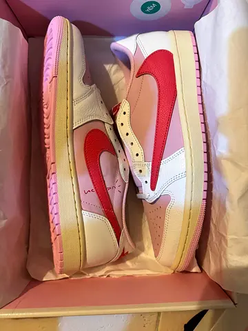 Nike Travis Scott Tropical Pink