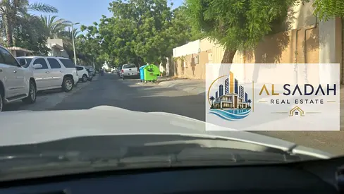 House in Al-Faiha area Area: 5000 sq ft Divided into two sections Section 1: 3 bedrooms and a living room Rent: 35,000 Section 2: 2 bedrooms and a living room Rented: 30,000 Total current income: 65,0