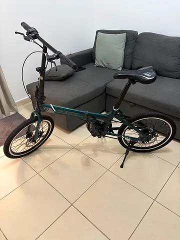 Foldable commuter bike - lightweight, good condition