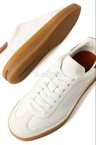 Brand shoes but used one in good condition