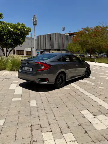 صورة 5 لـ 2020 Honda CIVIC