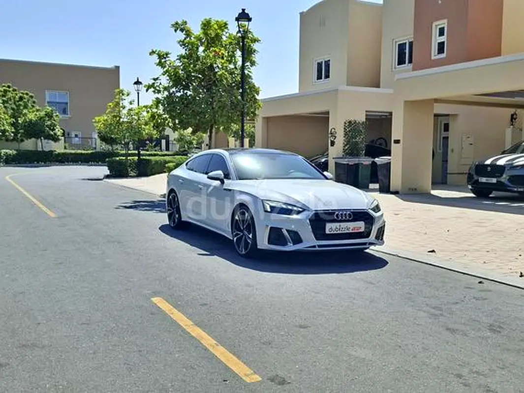 Audi A5 2022 — photo 1 of 12