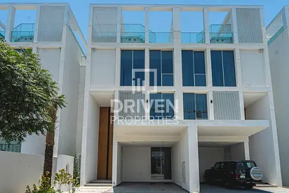Spacious with Maids Room | Near Clubhouse