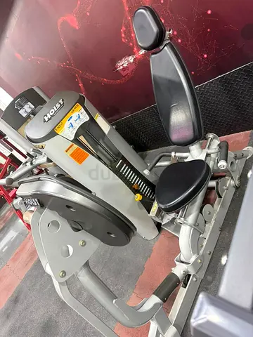 Hoist Leg Press - AED 7000