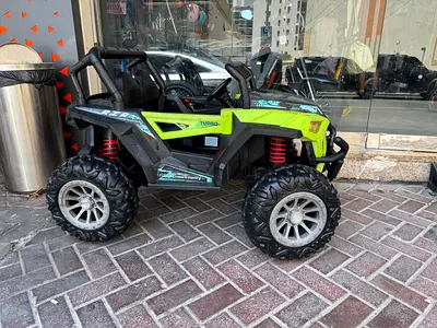 Kids car, new battery Rubbery wheels No issue with charger