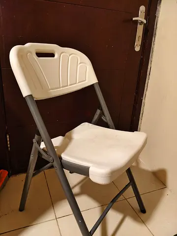 Sturdy White Plastic Folding Chair with Metal Frame