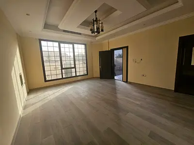 فيلا تجاري سكني للإيجار في العزرة الشارقة + 5 غرف ماستر + تكييف مركزي + باركن داخلي وخارجي + ارتداد كبير + تصريح تجاري جاهز