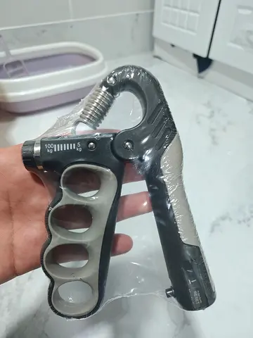 Adjustable Hand Grip Strengthener (5-100 kg) - New, Wrapped