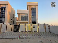 Modern three-story villa, registration fees included, freehold ownership for all nationalities