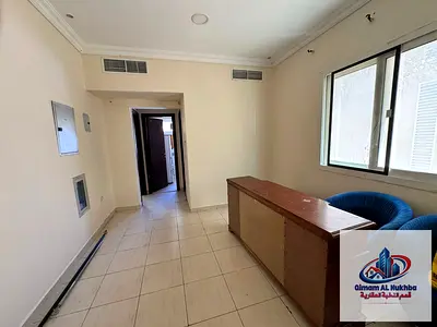 غرفة وصالة في القليعة بتكييف وغاز مركزي بسعر 25000 درهم مع 4 أو 6 دفعات وتأمين شيك لا يصرف وموقع مميز قريب من الخدمات