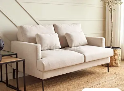 2-seater sofa – 500 AED