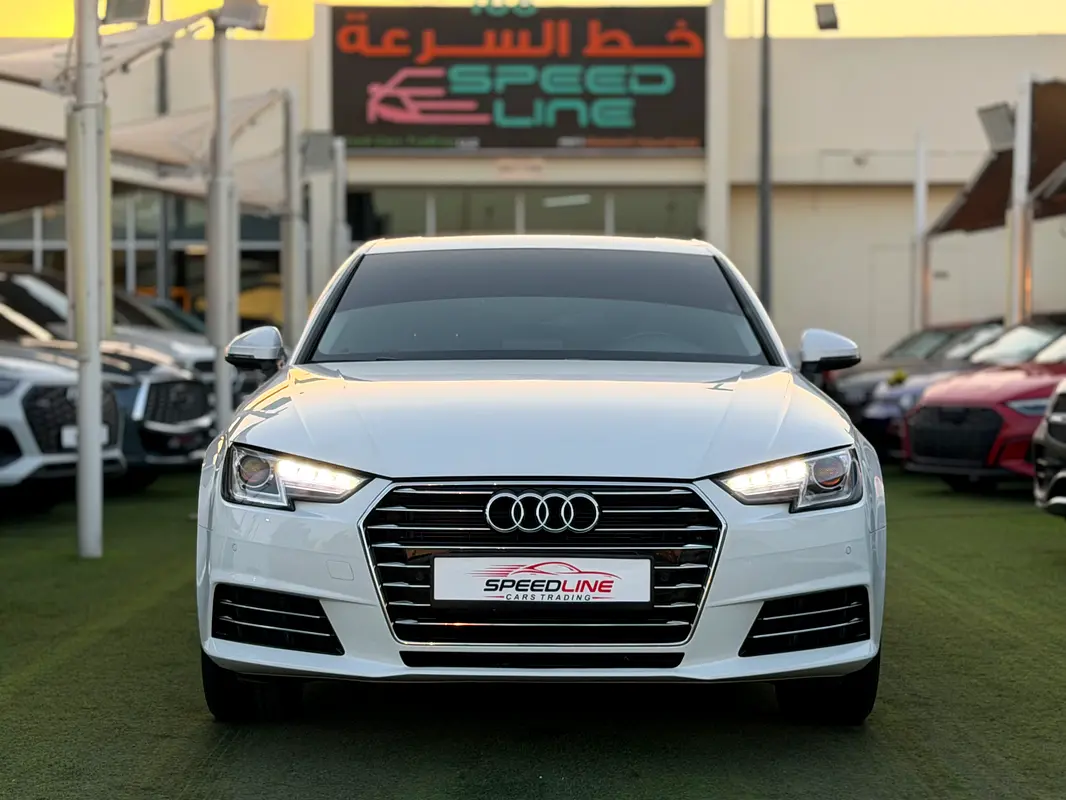 Audi A4 2017 — photo 1 of 13