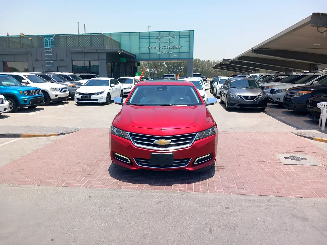 Chevrolet Impala 2015 — photo 1 of 17