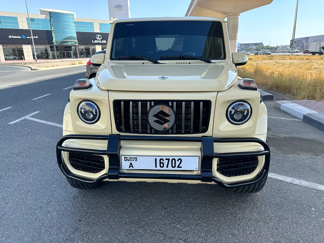Suzuki Jimny 2019 — photo 1 of 7