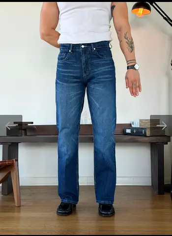 Mens old money, Italian styles Classic bootcut Blue Jeans and trousers — Size M/L