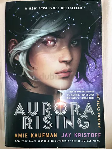 Popular book: Aurora Rising (Aurora Cycle_01)