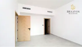 CHILLAR FREE | NEAR TO EXIT | WELL MAINTAINED