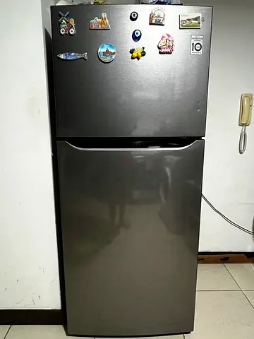LG refrigerator for sale 70cm width x 168cm height