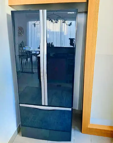 Hitachi Modern Black Glass Refrigerator – Premium French Door Style