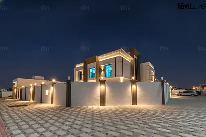 Suburban villa for family, easy access to the city