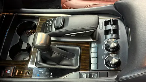 2018 Lexus LX-SERIES 照片 12