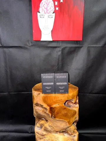 Les Indémodables Vanille
Havane Coeur de Oud bottle
NUMBERED 364/500 limited Oud edition